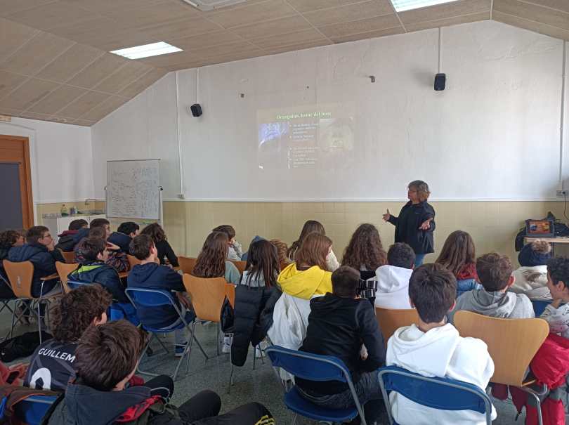 Pilar Garriga a l'Institut Sant Pol de Mar